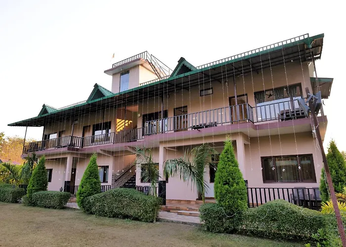 Corbett Nature Walk Near Dabka River - Forest View Swimming Pool Retreat